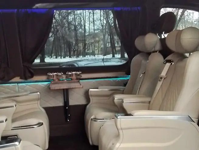 Mercedes-Benz Sprinter 907 VIP