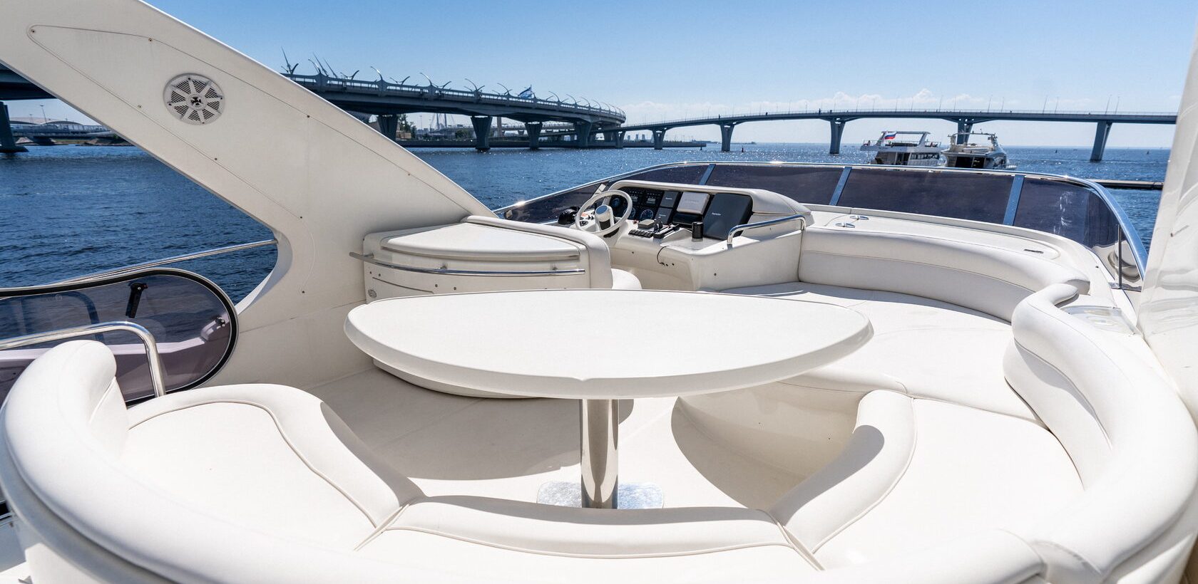 Azimut 55