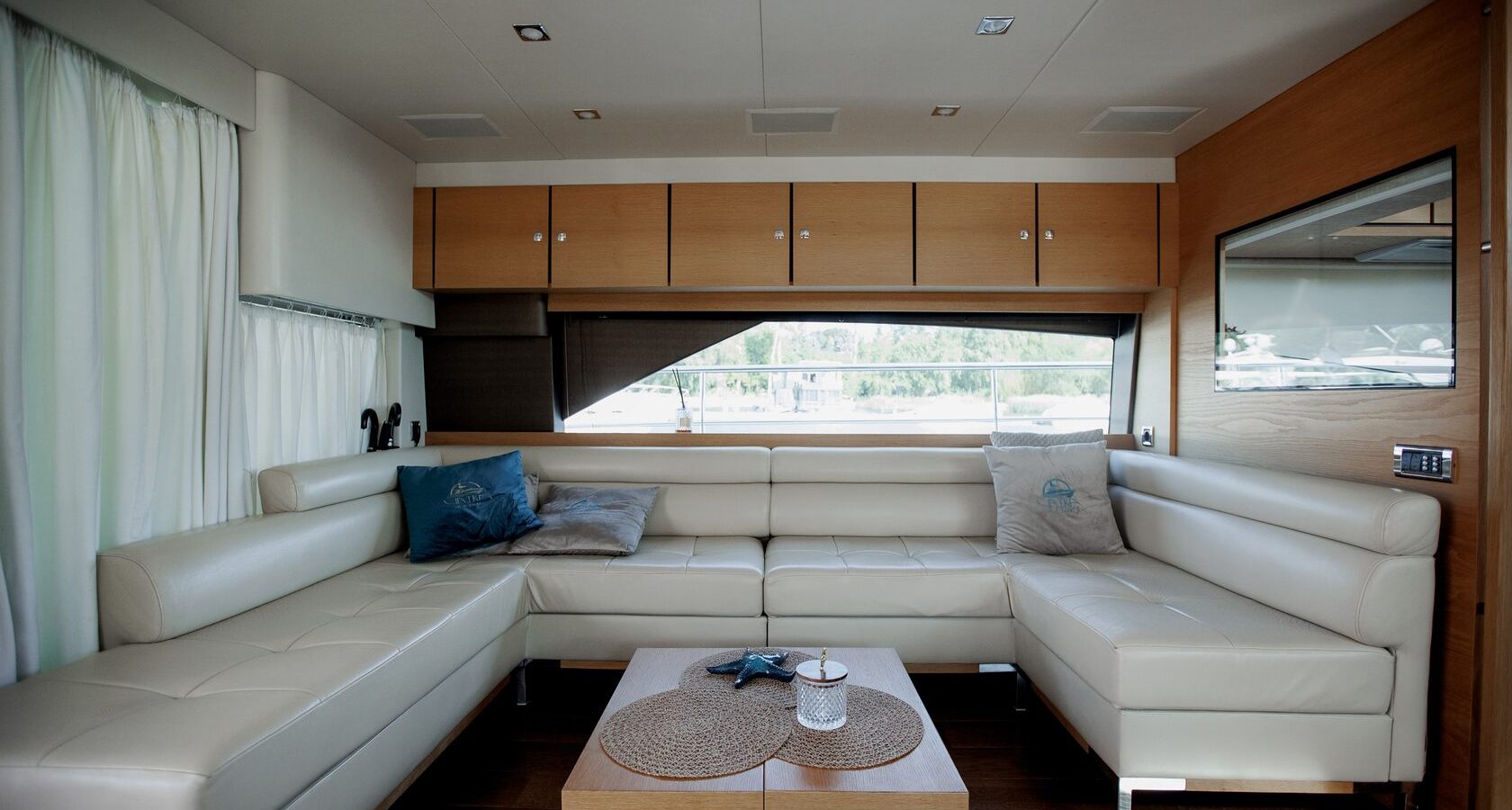Fairline 65 САНГЛАРА