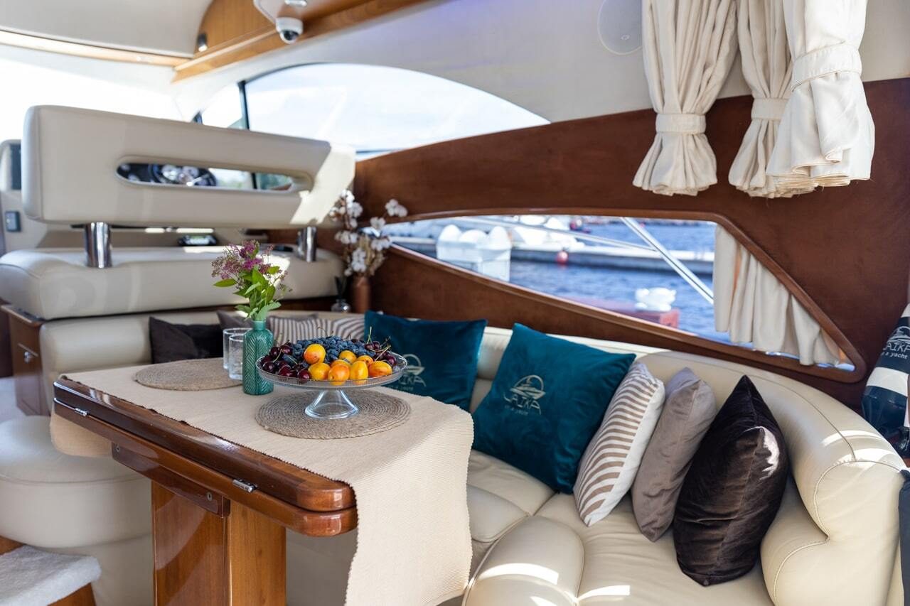 Galeon 440