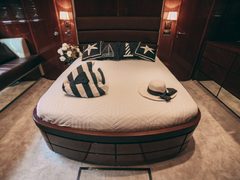 Fairline 68 Аврора — снимок 18