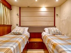 Sunseeker 70 Pallada — снимок 27