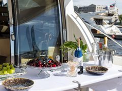 Galeon 440 София — снимок 10