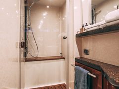 Fairline 68 Аврора — снимок 22