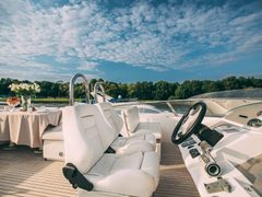 Fairline 68 Аврора — снимок 37