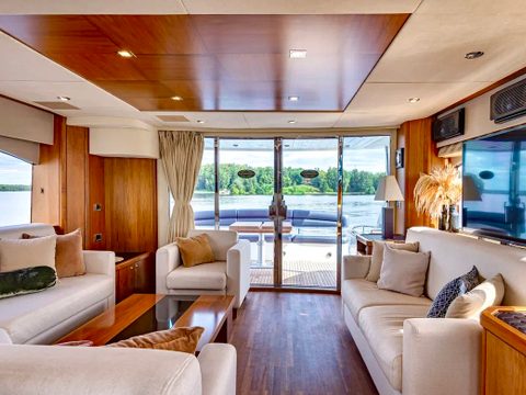 Sunseeker 70 Pallada — снимок 33