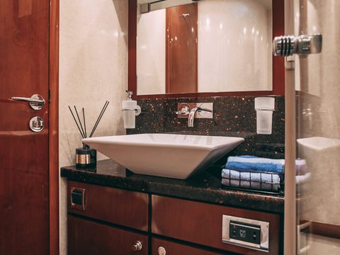 Fairline 68 Аврора — снимок 15