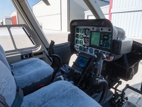 Bell 407 — снимок 8
