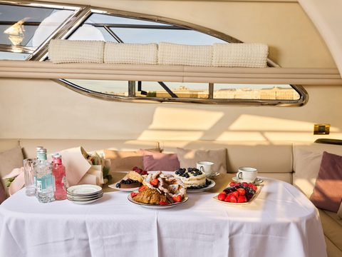 Sealine 43 Monte Carlo — снимок 8