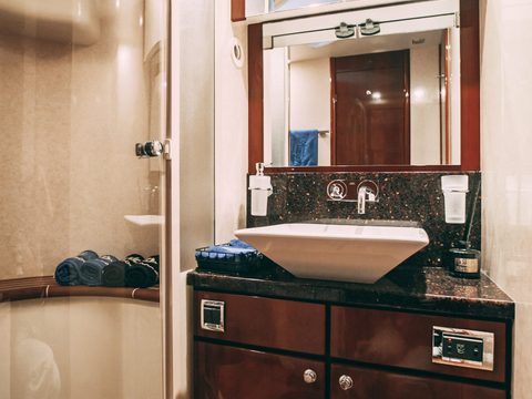Fairline 68 Аврора — снимок 30