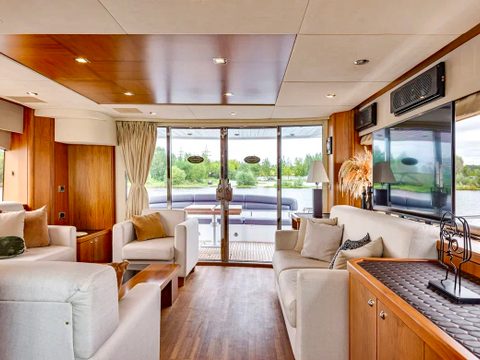 Sunseeker 70 Pallada — снимок 17