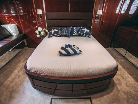 Fairline 68 Аврора — снимок 17