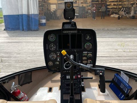 Robinson R66 Turbine — снимок 6