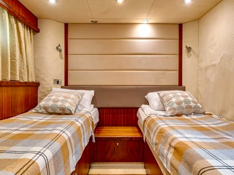 Sunseeker 70 Pallada — снимок 27