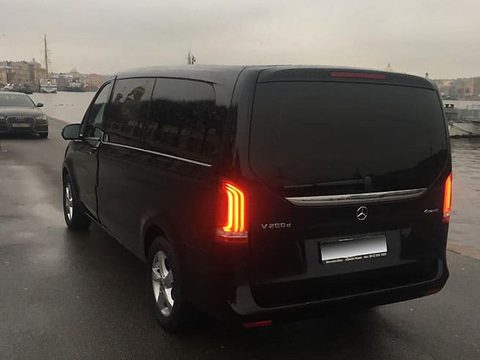 Mercedes-⁠Benz V-Класс L II 200d 4MATIC — снимок 10