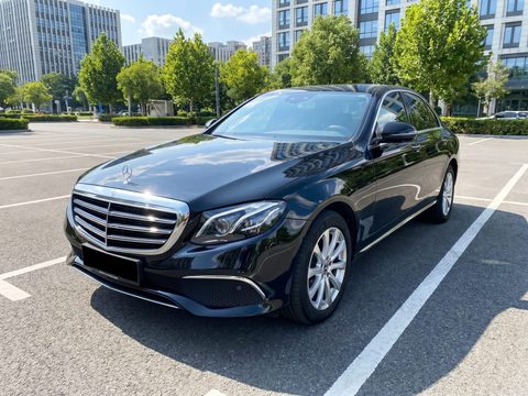 Mercedes-⁠Benz E220d V (W213) Exclusive — снимок 1