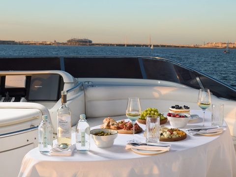 Azimut 55 — снимок 7