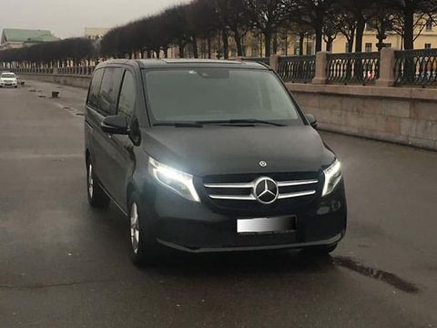 Mercedes-⁠Benz V-Класс L II 200d 4MATIC — снимок 8