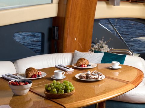 Azimut 55 — снимок 13