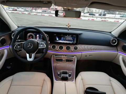Mercedes-⁠Benz E220d V (W213) Exclusive — снимок 8