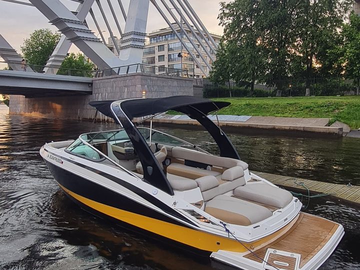 Regal 2500 Al Maktoum