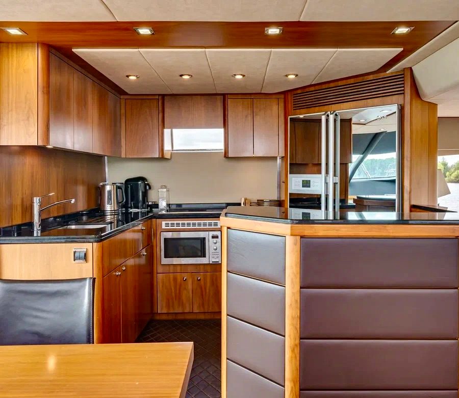 Sunseeker 70 Pallada